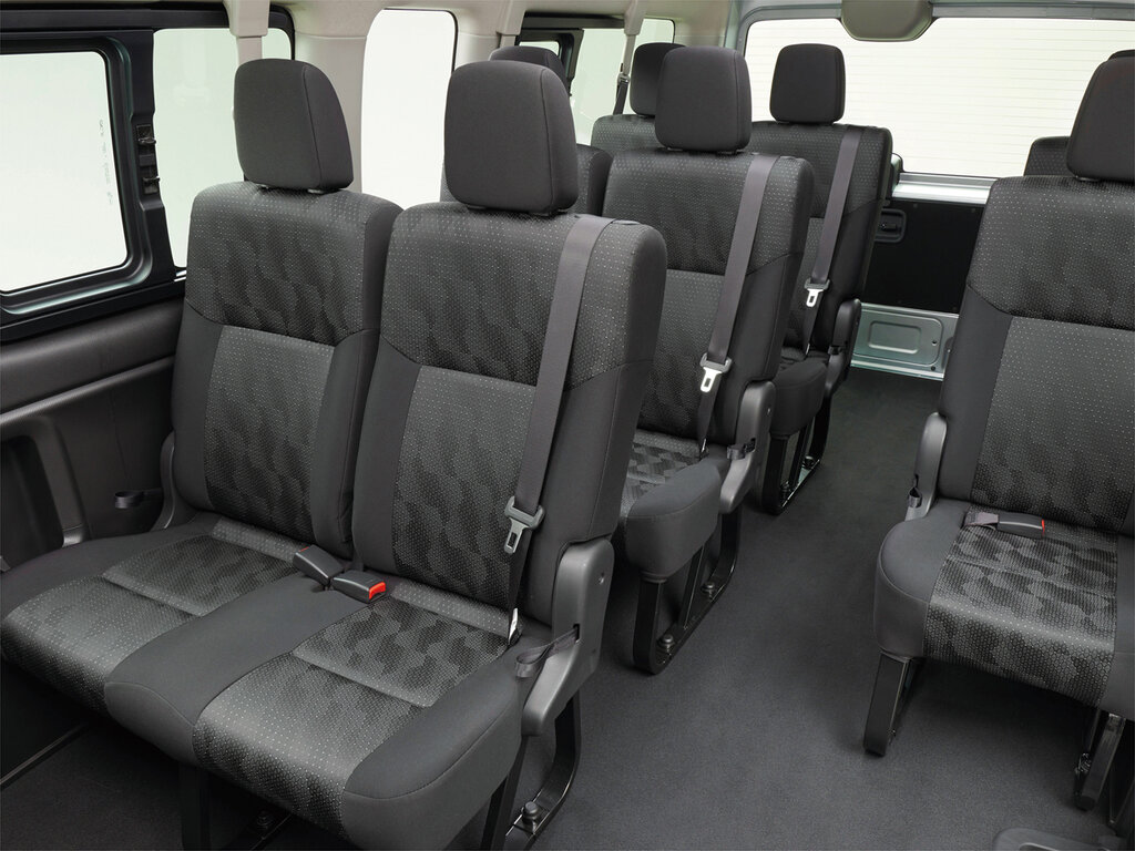 Nissan Caravan 2024 available for rent in Sri Lanka thumbnail 2